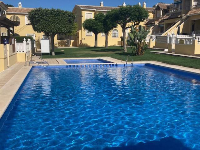 Villa Martin Secure Complex Two Bed Apartment With Access To Six Pools San Miguel De Salinas Exterior photo